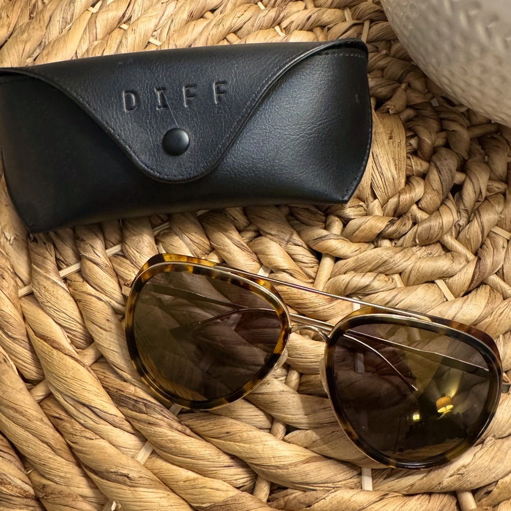Diff Eyewear Leighton Polarized Sunglasses